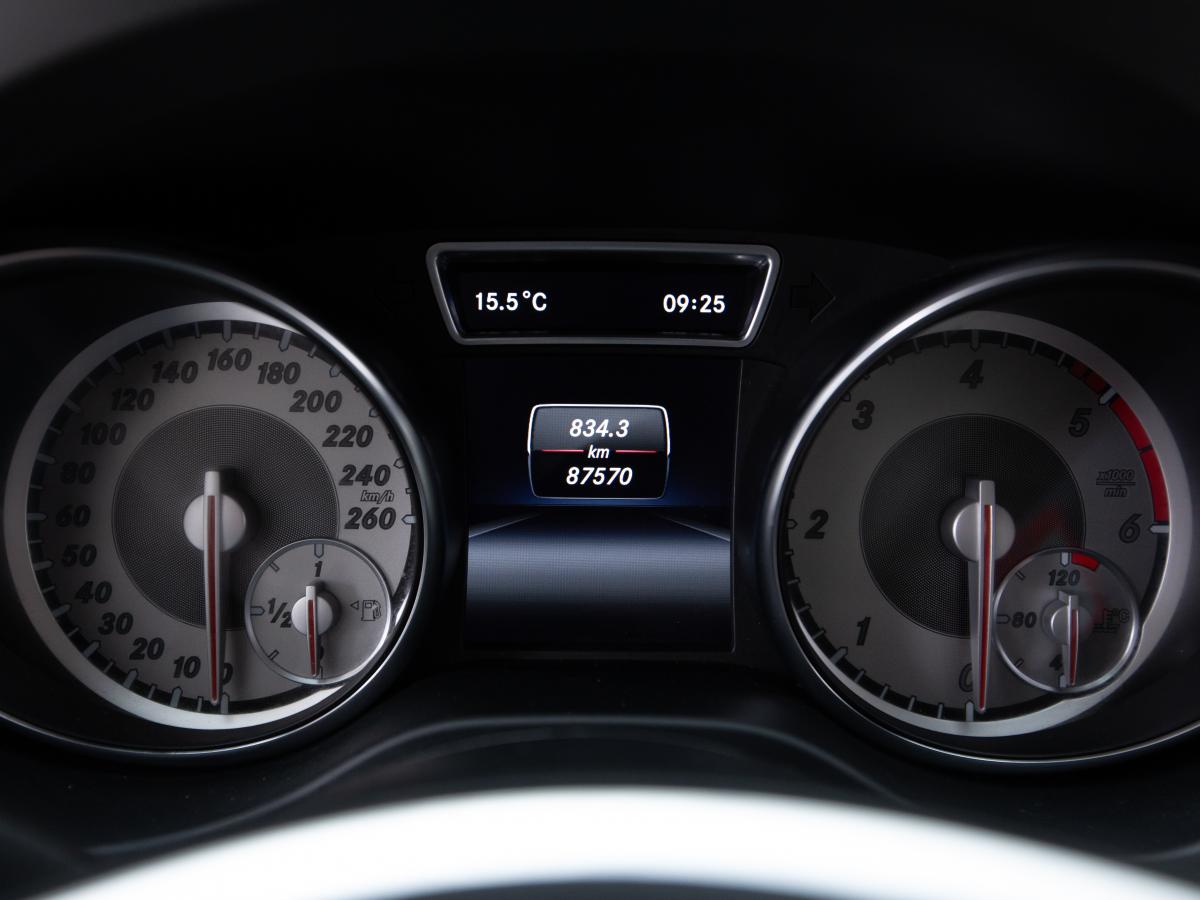 mercedes-benz-gla-2015-diesel-1461cc