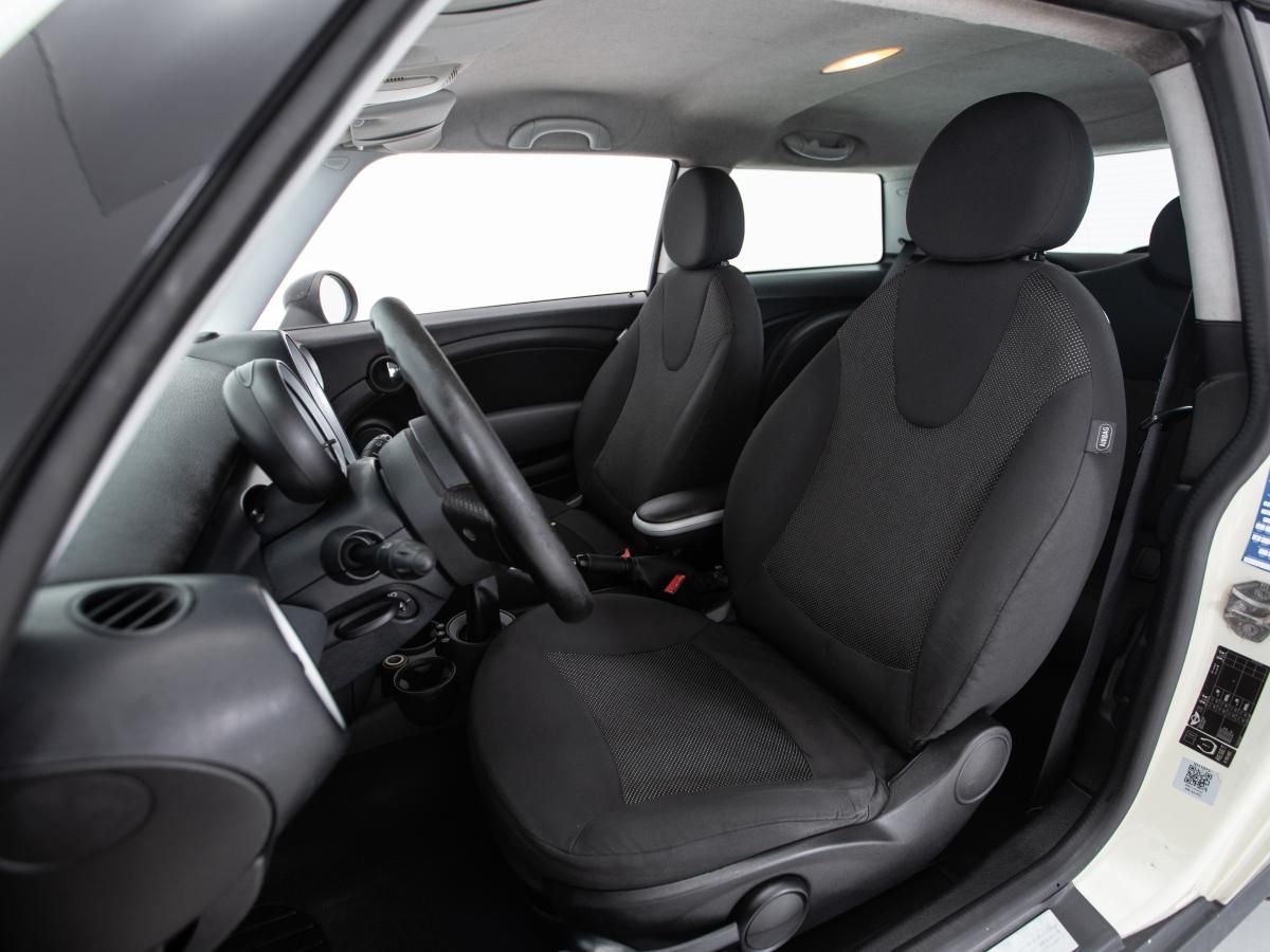 mini-john-cooper-works-2009-diesel-1560cc