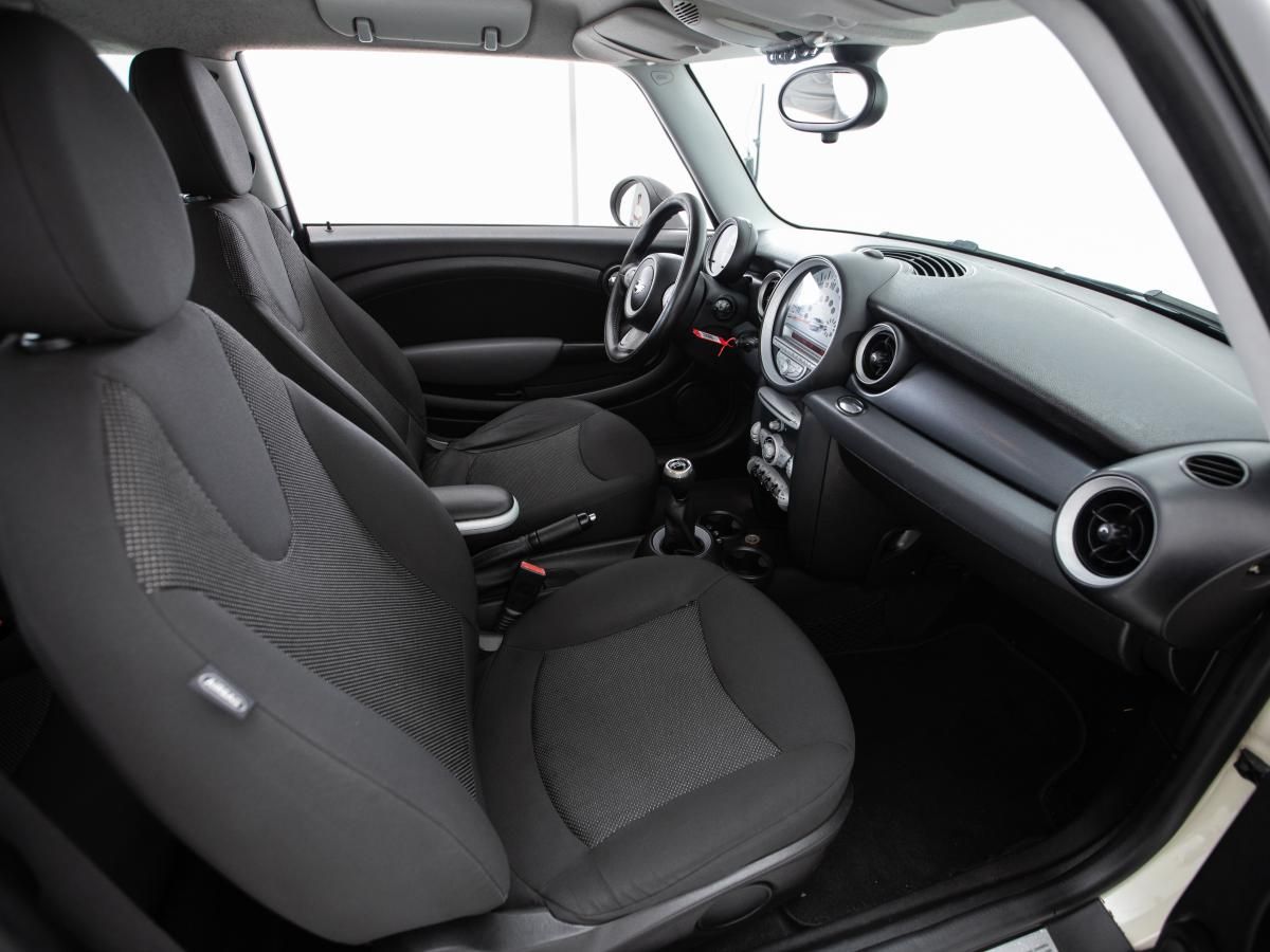 mini-john-cooper-works-2009-diesel-1560cc