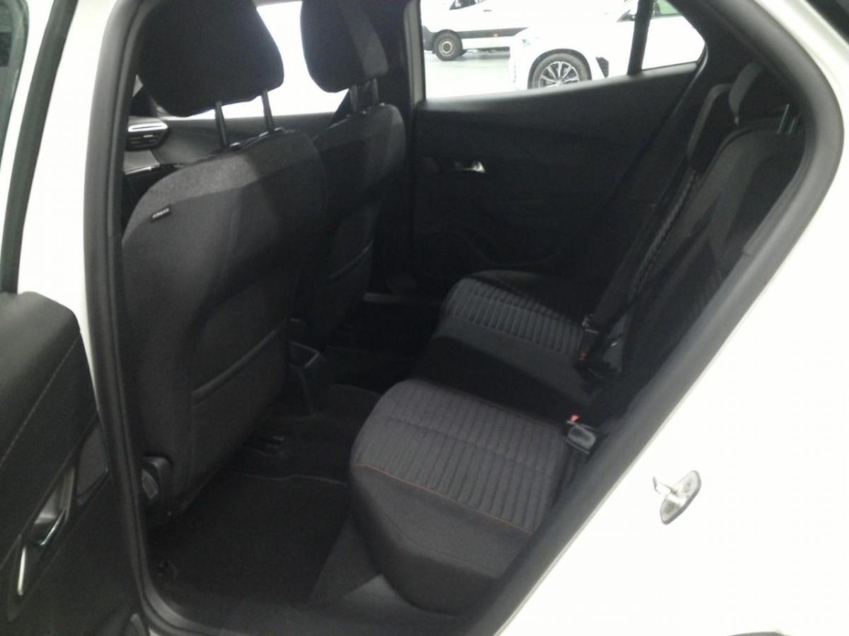 peugeot-2008-2022-diesel-1499cc