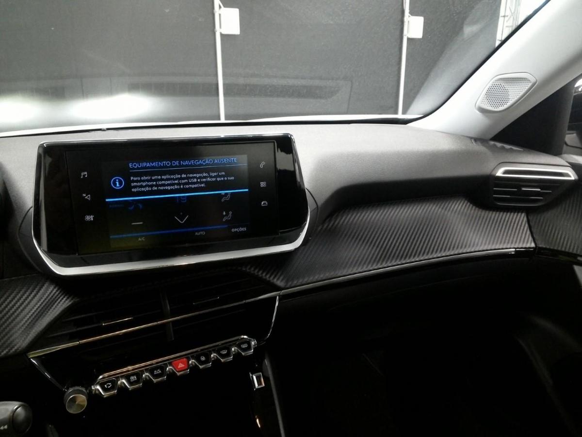 peugeot-2008-2022-diesel-1499cc