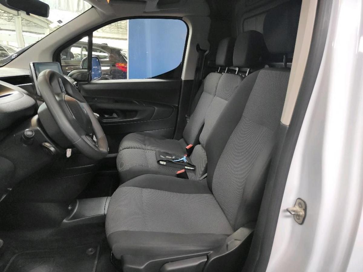 peugeot-partner-2023-diesel-1499cc