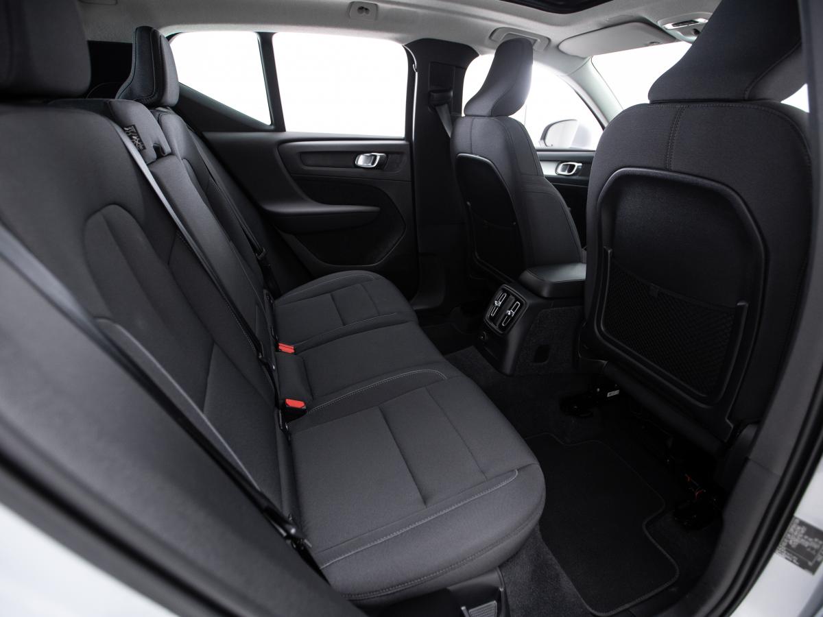 volvo-xc40-2022-hibrido-a-gasolina-1477cc