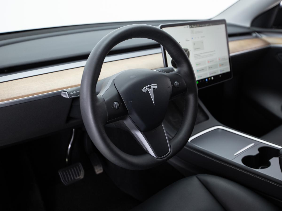 tesla-model-y-2022-eletrico-0cc