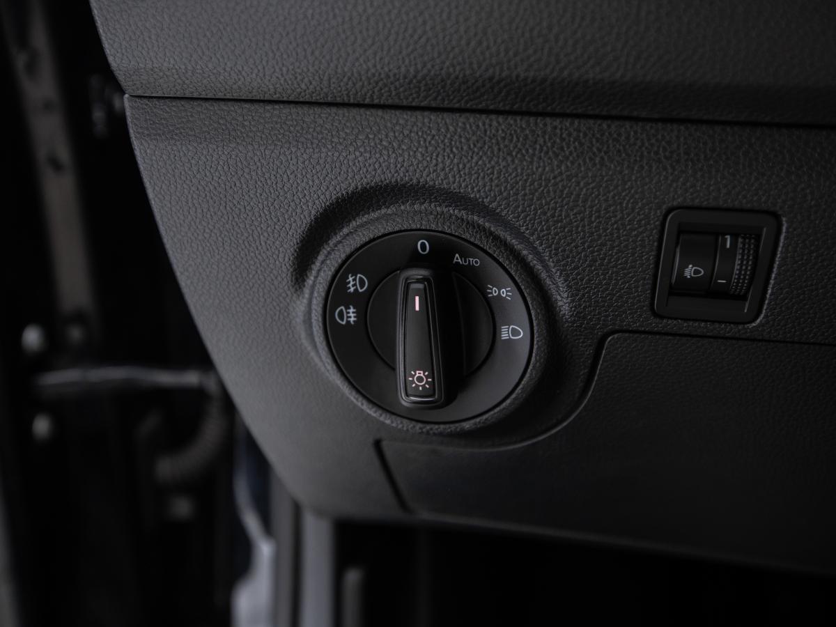 seat-ibiza-2018-gasolina-999cc