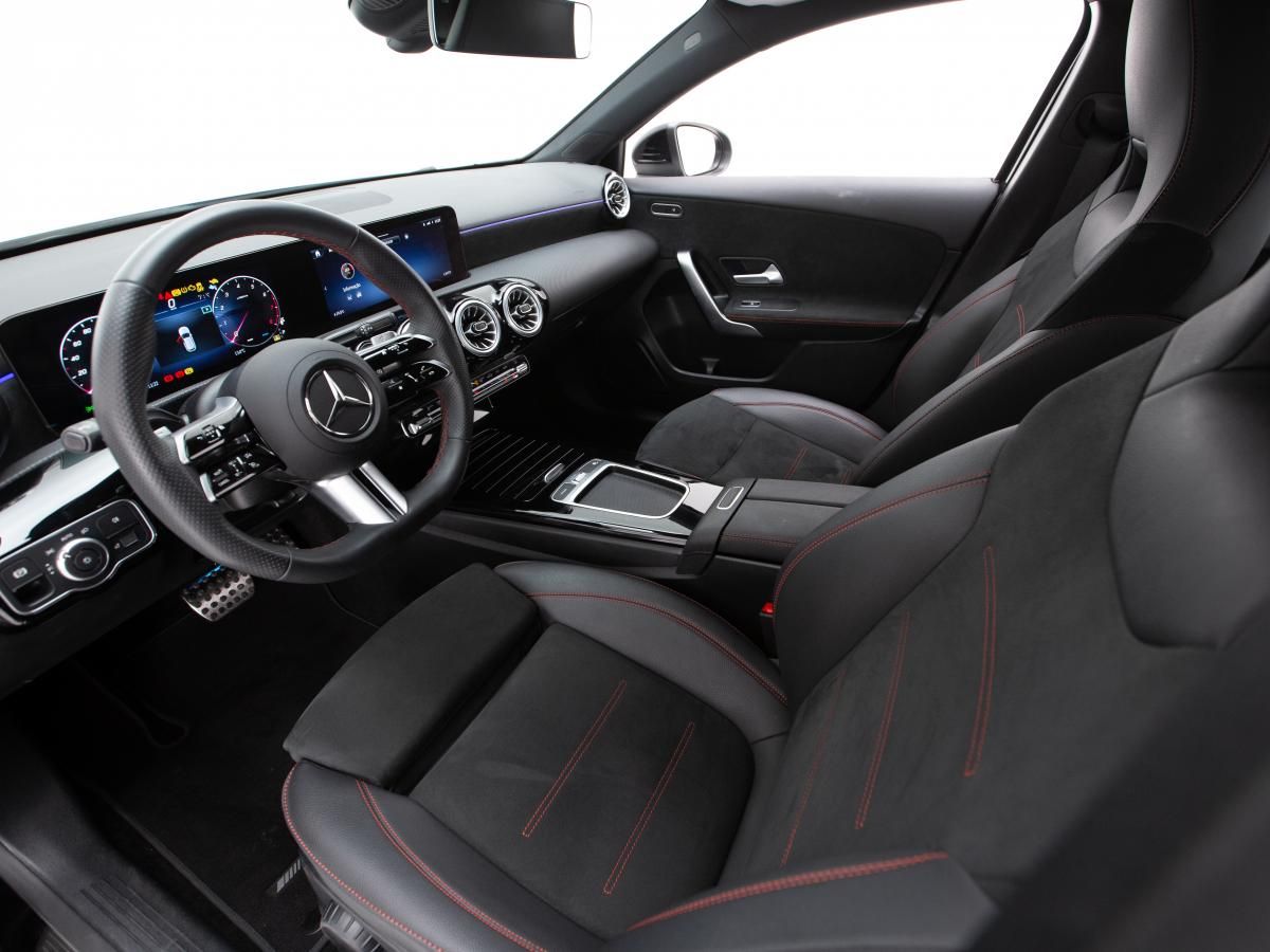 mercedes-benz-classe-a-2024-gasolina-1332cc
