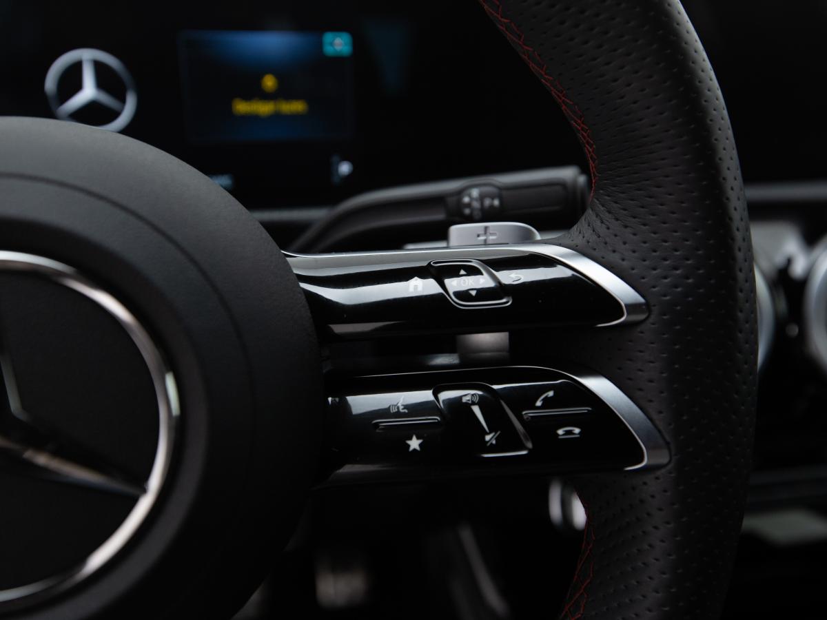 mercedes-benz-classe-a-2024-gasolina-1332cc