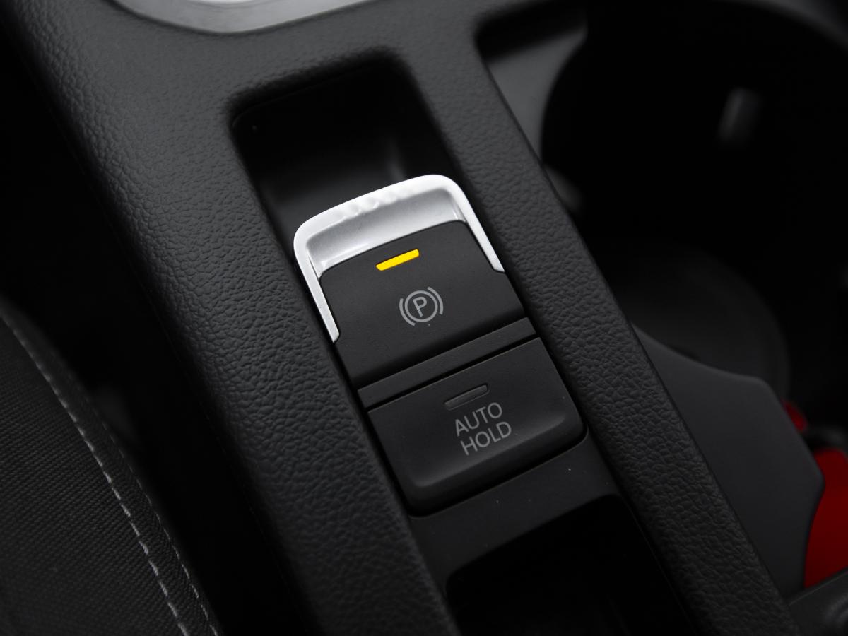volkswagen-passat-variant-2022-diesel-1968cc