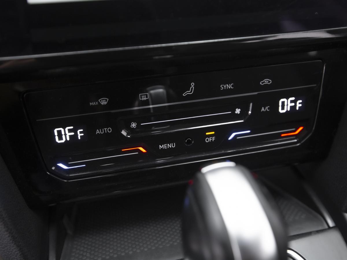volkswagen-passat-variant-2022-diesel-1968cc