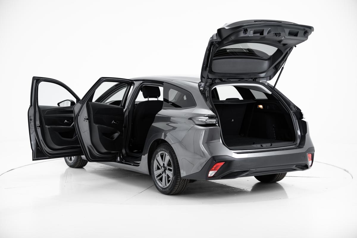 peugeot-308-sw-2023-diesel-1499cc