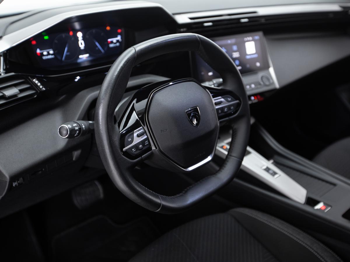peugeot-308-sw-2023-diesel-1499cc