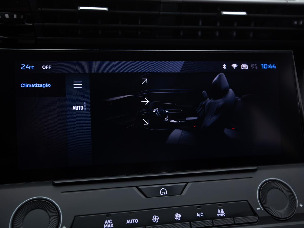 peugeot-308-sw-2023-diesel-1499cc