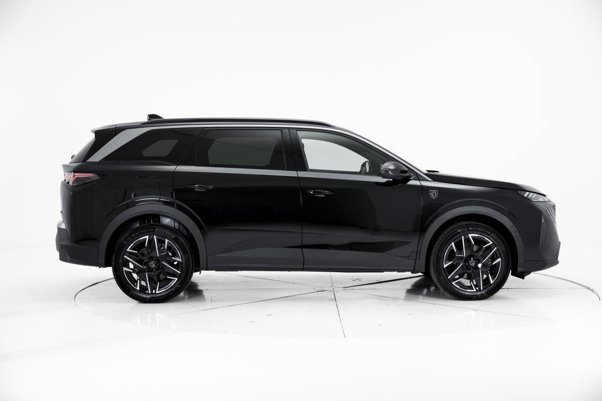 peugeot-5008-2025-gasolina-1199cc