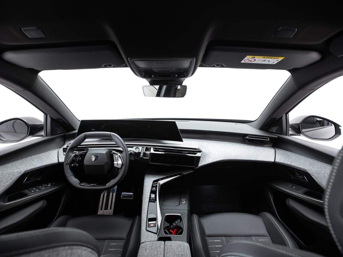 peugeot-5008-2025-gasolina-1199cc