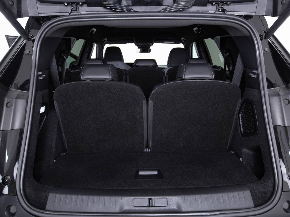 peugeot-5008-2025-gasolina-1199cc