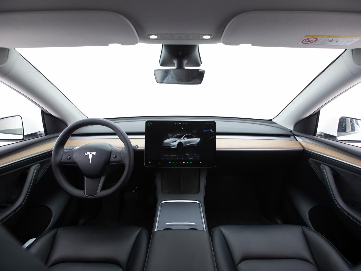 tesla-model-y-2022-eletrico-0cc