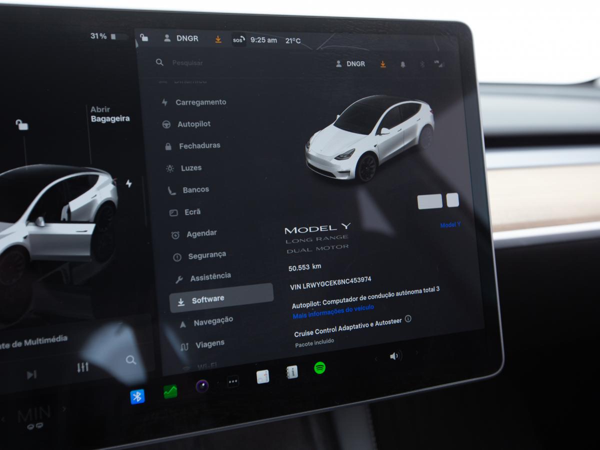 tesla-model-y-2022-eletrico-0cc