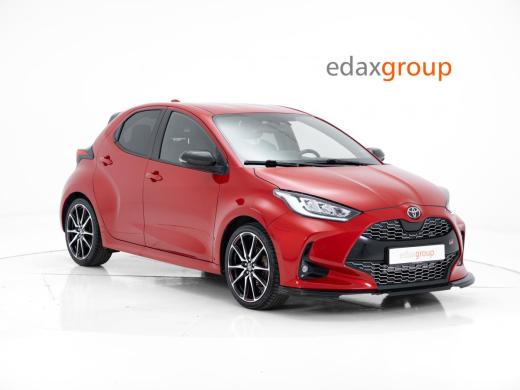 toyota-yaris-2022-hibrido-a-gasolina-1490cc