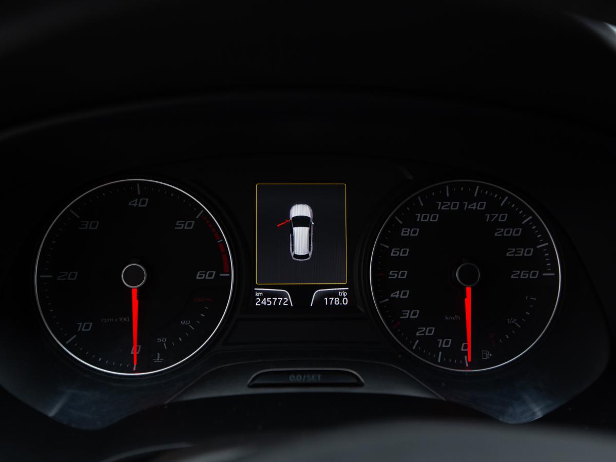 seat-leon-st-2014-diesel-1598cc