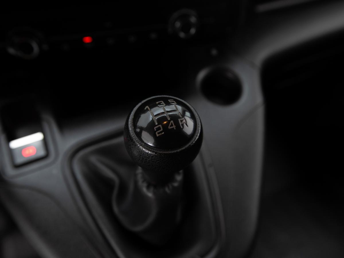 peugeot-partner-2019-diesel-1560cc