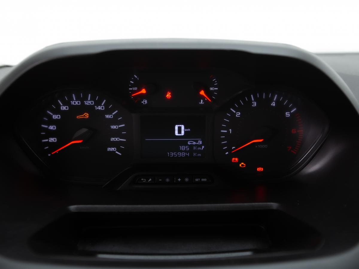 peugeot-partner-2019-diesel-1560cc