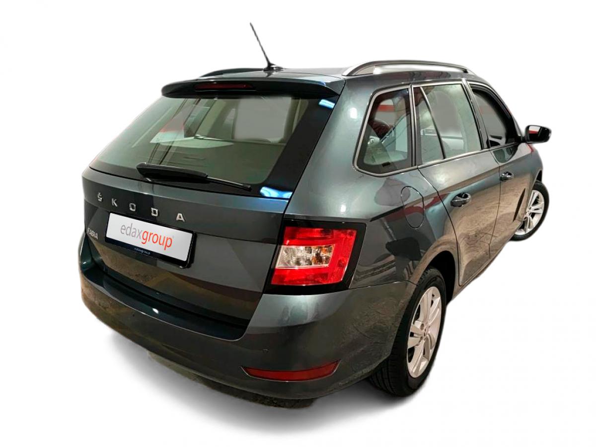 skoda-fabia-break-2021-gasolina-999cc
