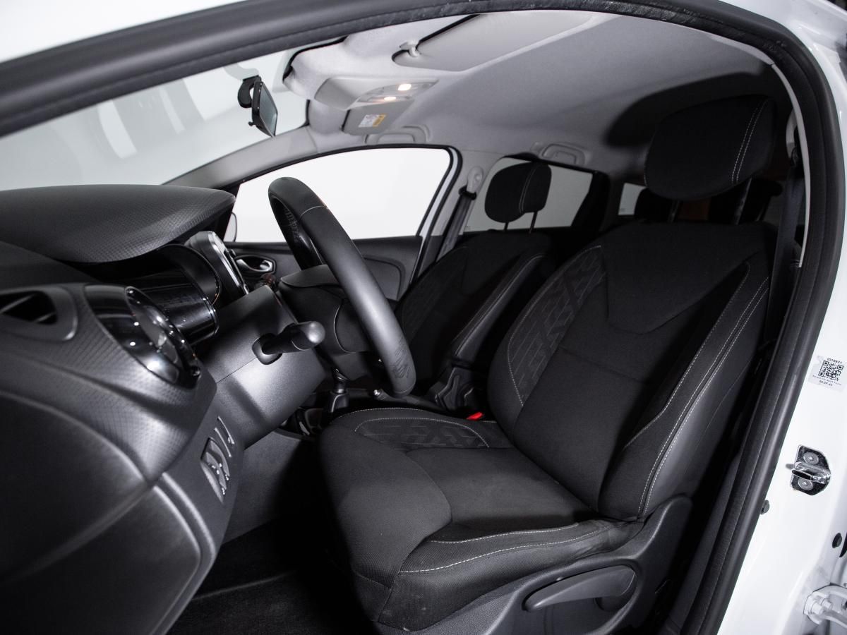 renault-clio-sport-tourer-2019-diesel-1461cc