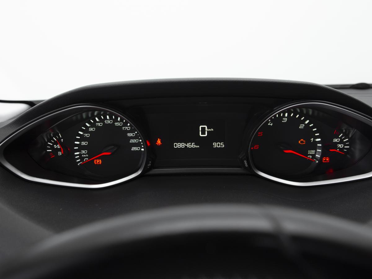 peugeot-308-2019-diesel-1499cc