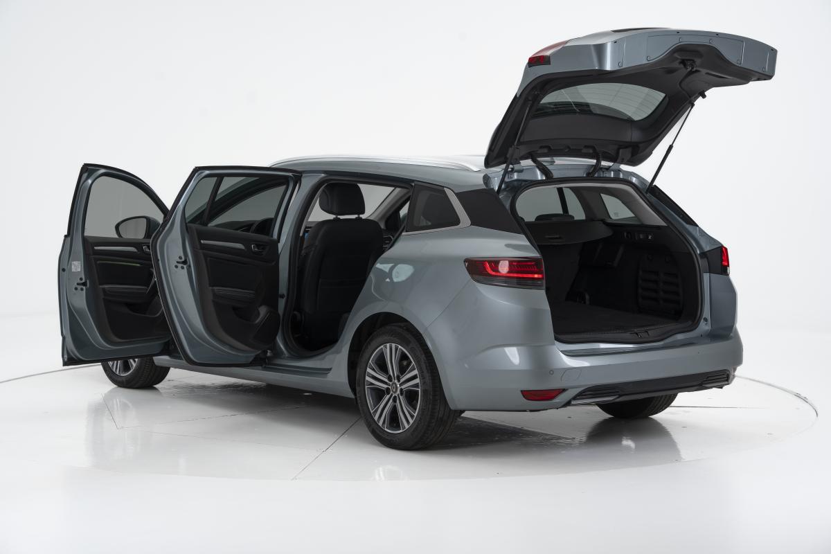 renault-megane-sport-tourer-2021-diesel-1461cc