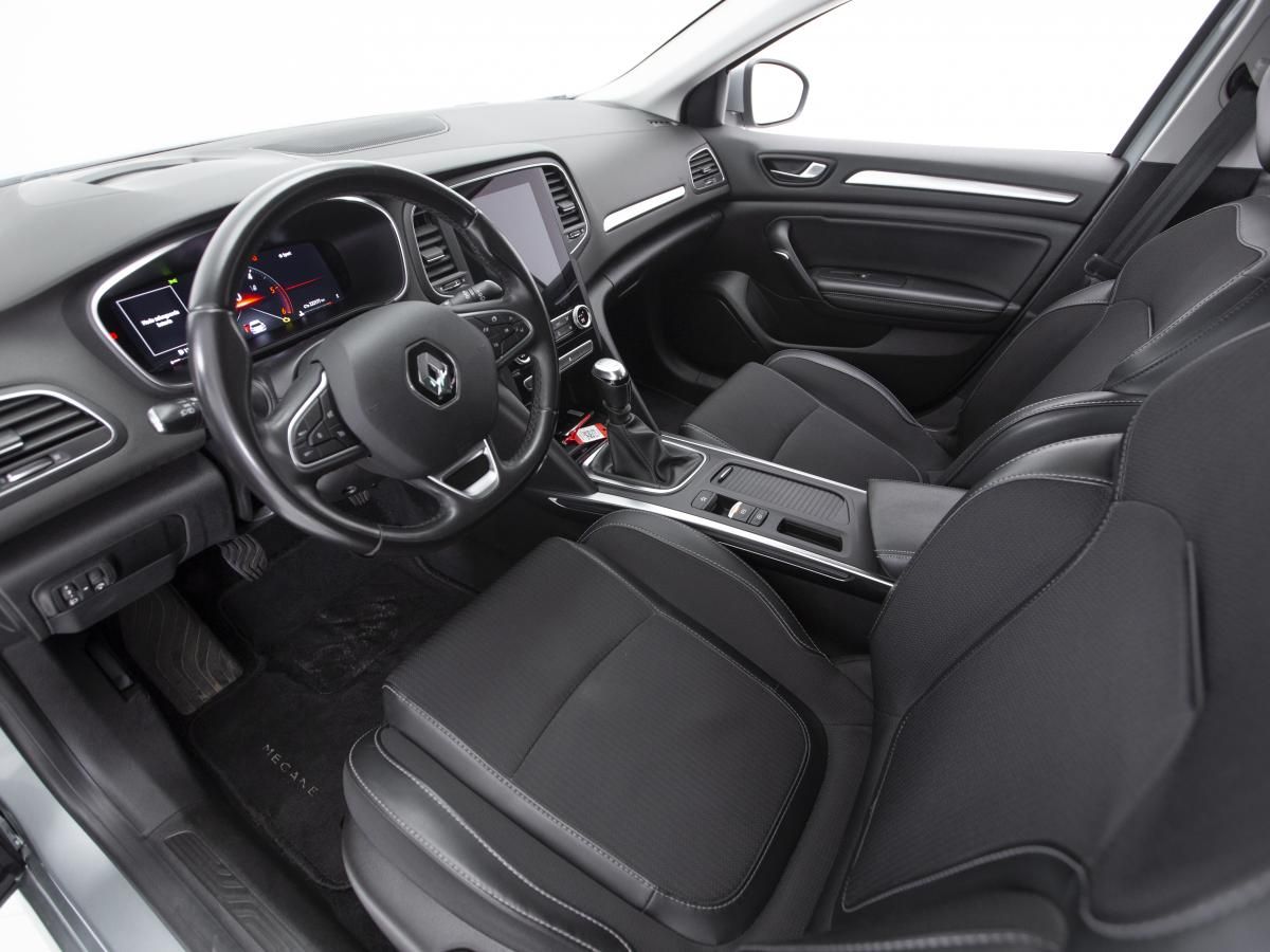 renault-megane-sport-tourer-2021-diesel-1461cc