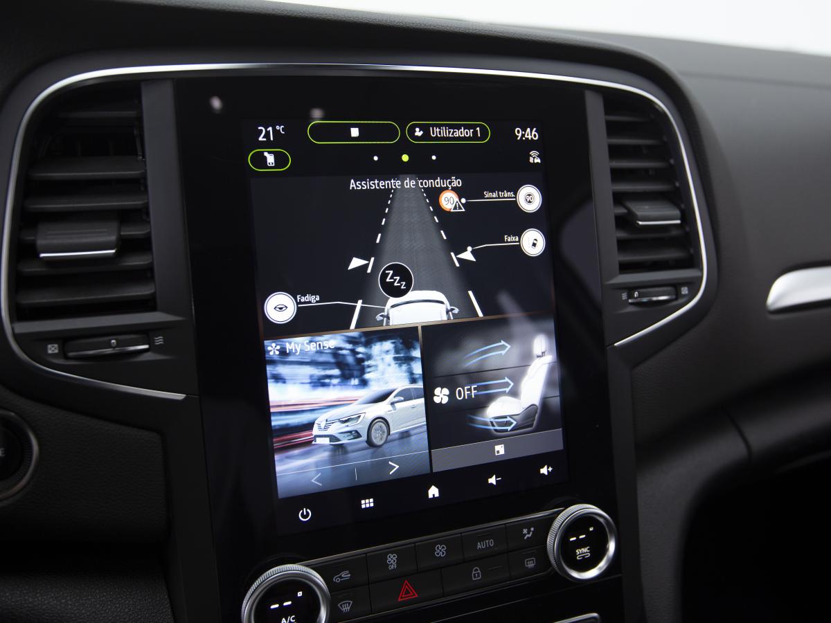 renault-megane-sport-tourer-2021-diesel-1461cc
