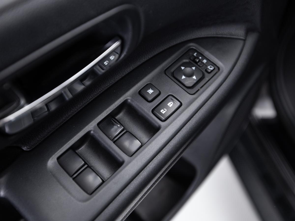 mitsubishi-outlander-2015-hibrido-a-gasolina-1998cc