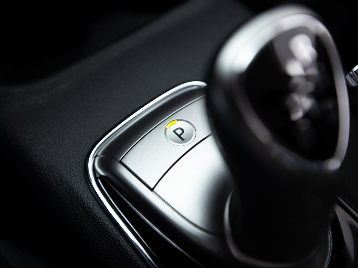 mitsubishi-outlander-2015-hibrido-a-gasolina-1998cc