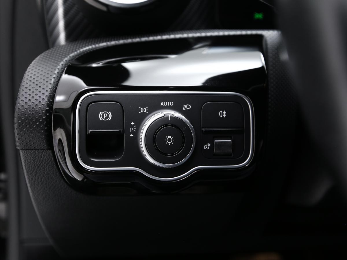 mercedes-benz-classe-a-2023-gasolina-1332cc