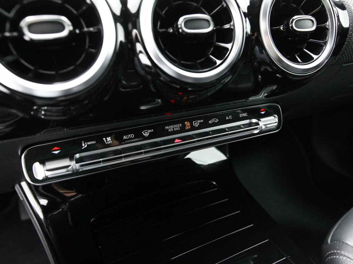 mercedes-benz-classe-a-2023-gasolina-1332cc
