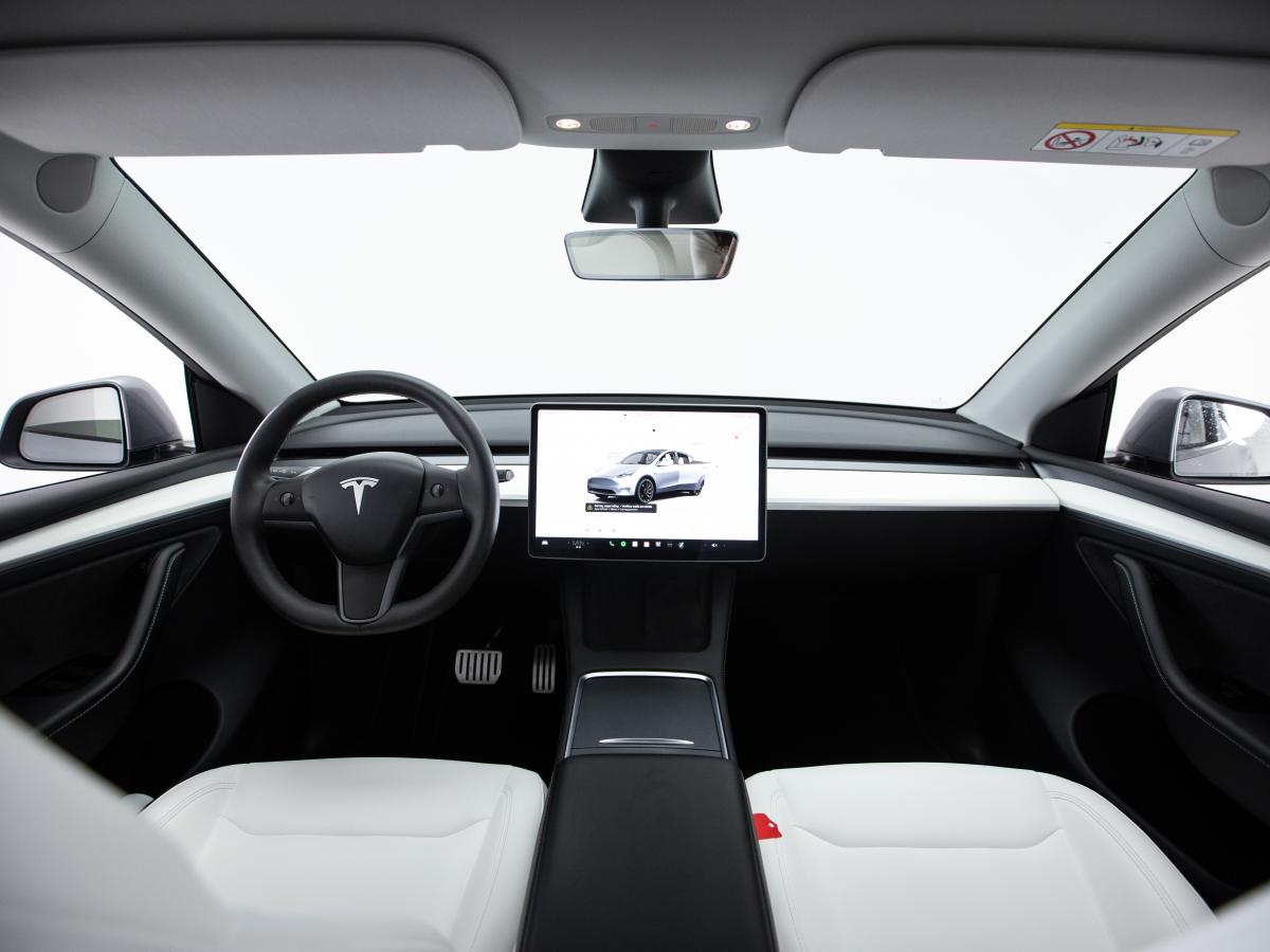 tesla-model-y-2023-eletrico-0cc