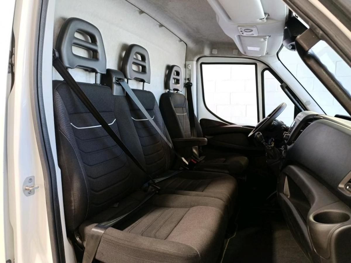 iveco-daily-2023-diesel-2287cc