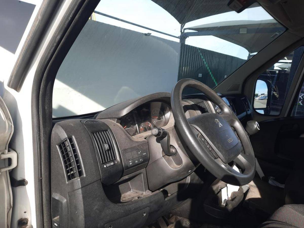 peugeot-boxer-2020-diesel-2179cc