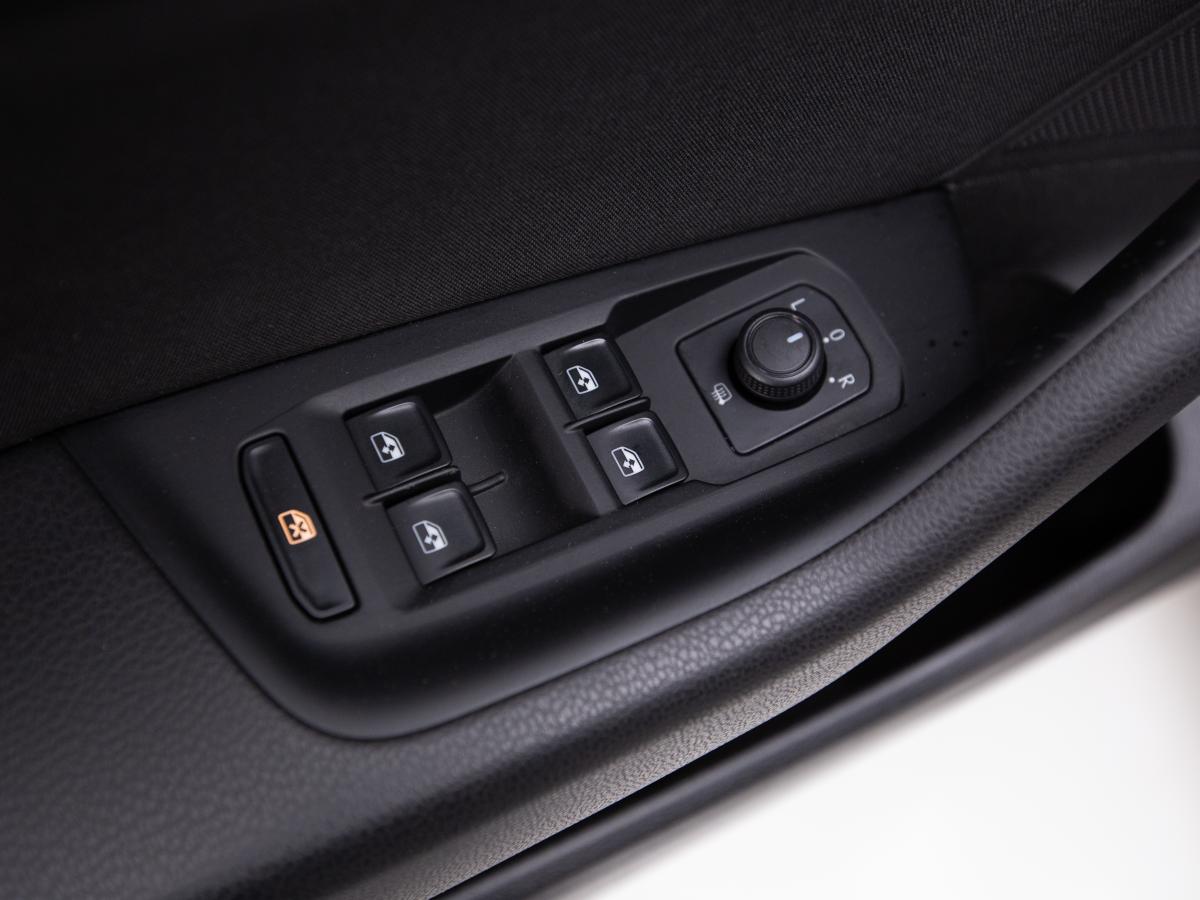 volkswagen-passat-variant-2020-gasolina-1498cc