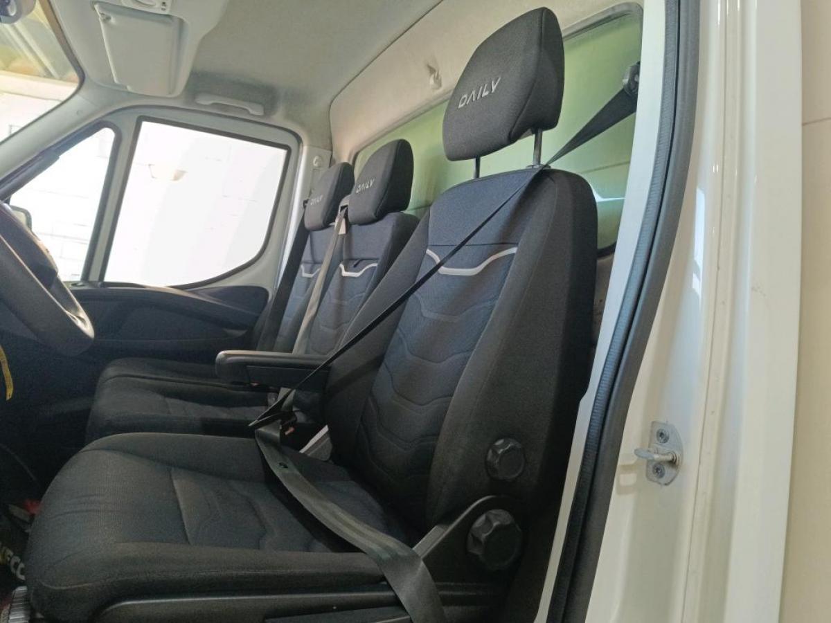 iveco-daily-2020-diesel-2998cc