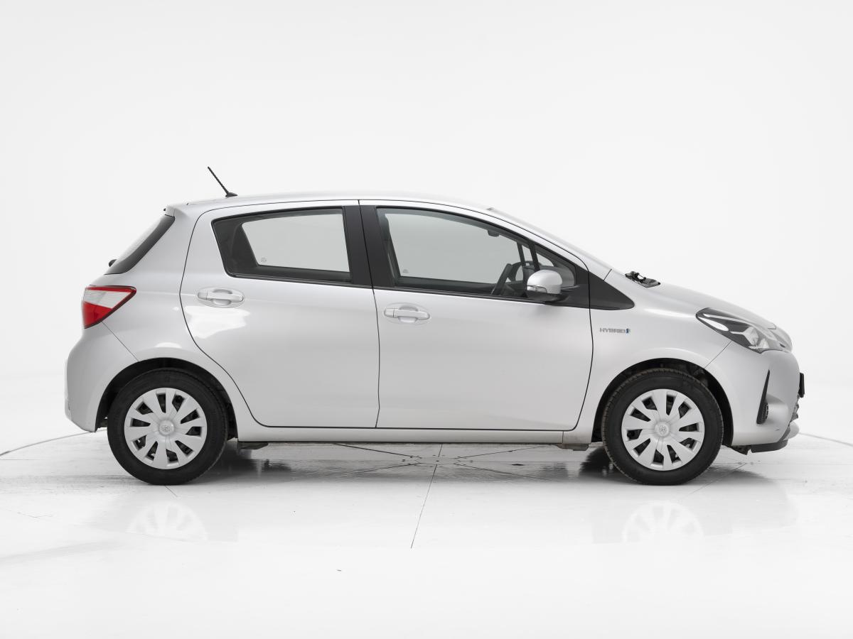 toyota-yaris-2020-hibrido-a-gasolina-1497cc