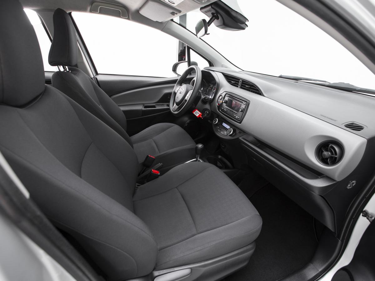 toyota-yaris-2020-hibrido-a-gasolina-1497cc