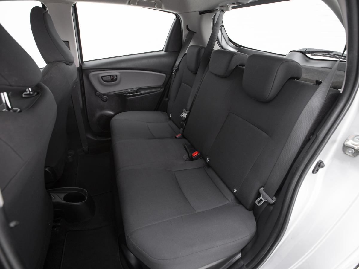 toyota-yaris-2020-hibrido-a-gasolina-1497cc