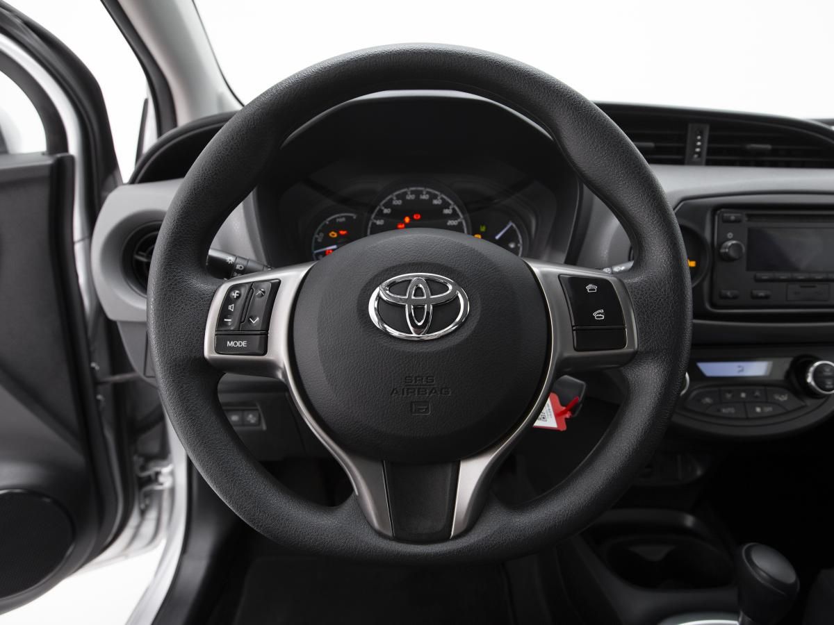 toyota-yaris-2020-hibrido-a-gasolina-1497cc
