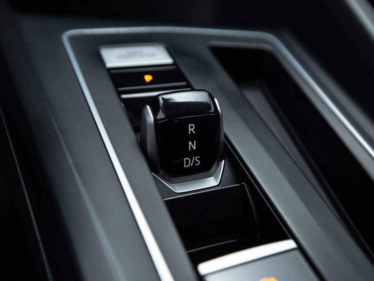 volkswagen-golf-2020-gpl-1498cc
