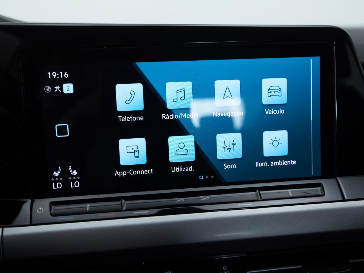 volkswagen-golf-2020-gpl-1498cc