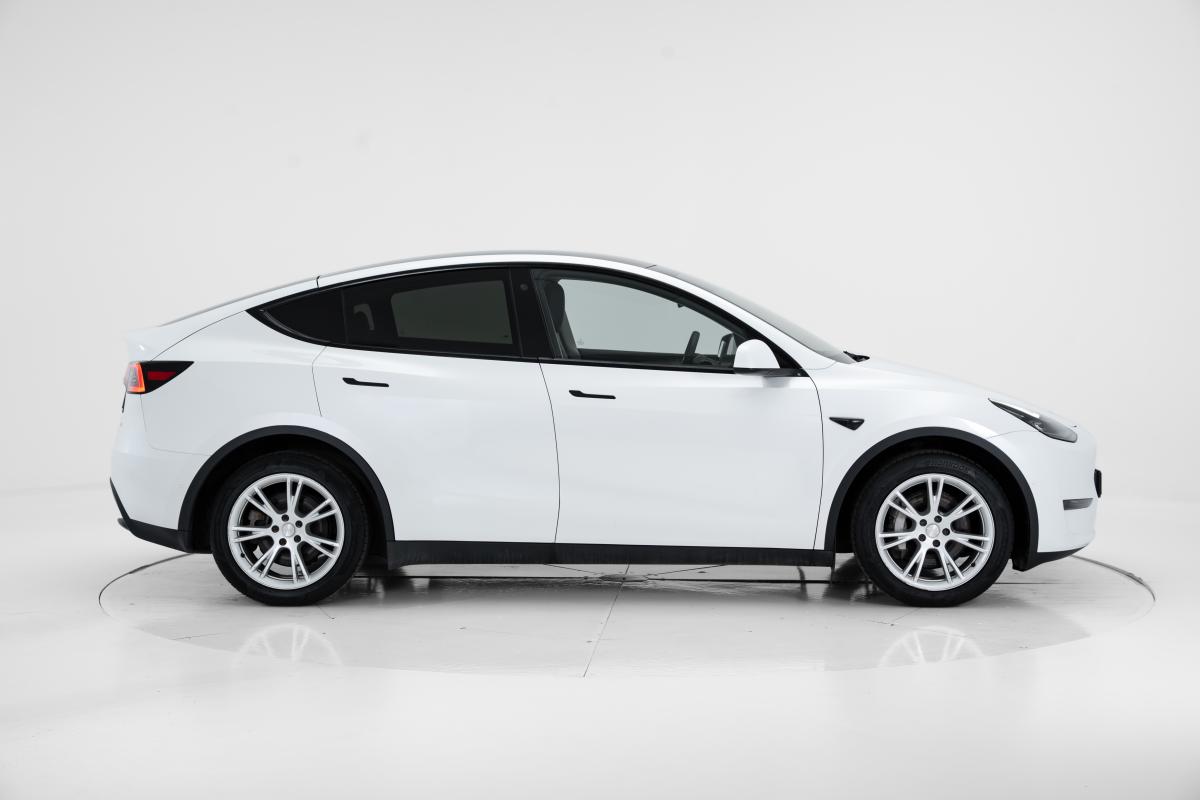 tesla-model-y-2022-eletrico-0cc