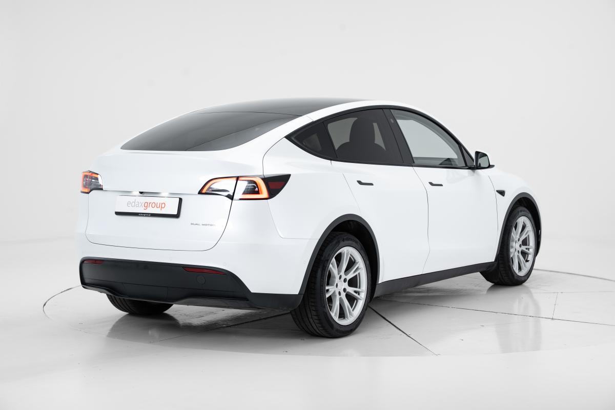 tesla-model-y-2022-eletrico-0cc