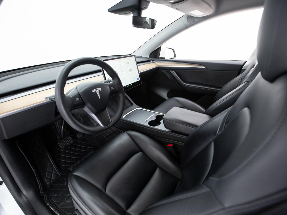 tesla-model-y-2022-eletrico-0cc