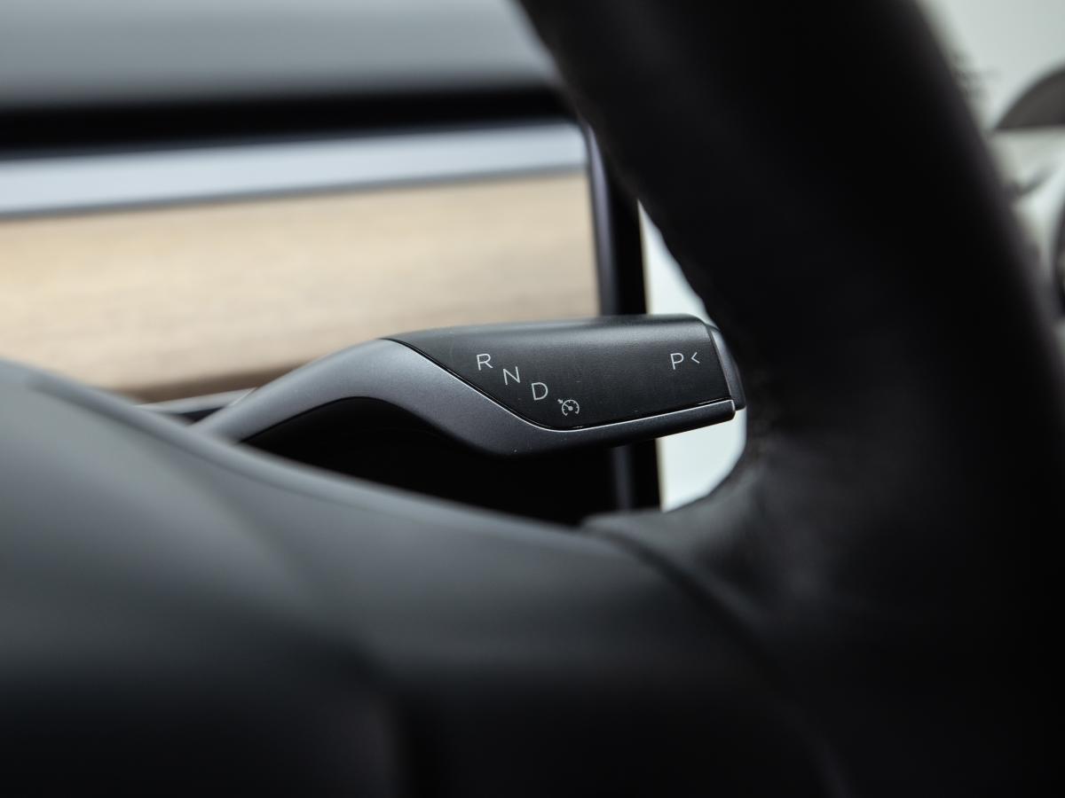 tesla-model-y-2022-eletrico-0cc